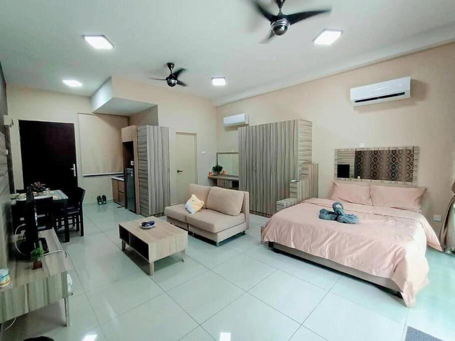 Mount Austin #Palazio B1 Pool View 1-2Pax #Mspro Apartment Johor Bahru Luaran gambar