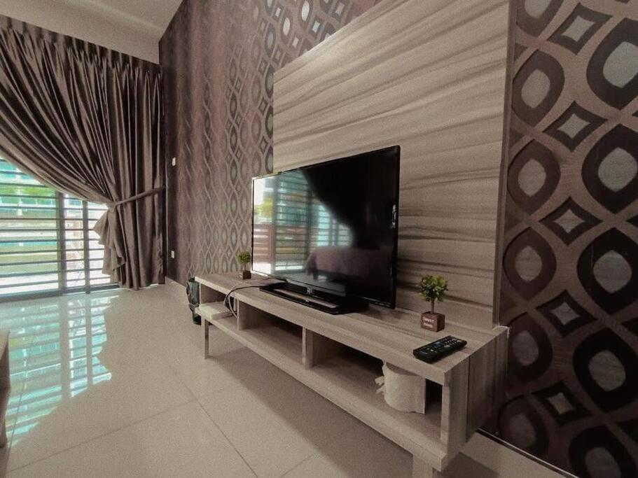 Mount Austin #Palazio B1 Pool View 1-2Pax #Mspro Apartment Johor Bahru Luaran gambar
